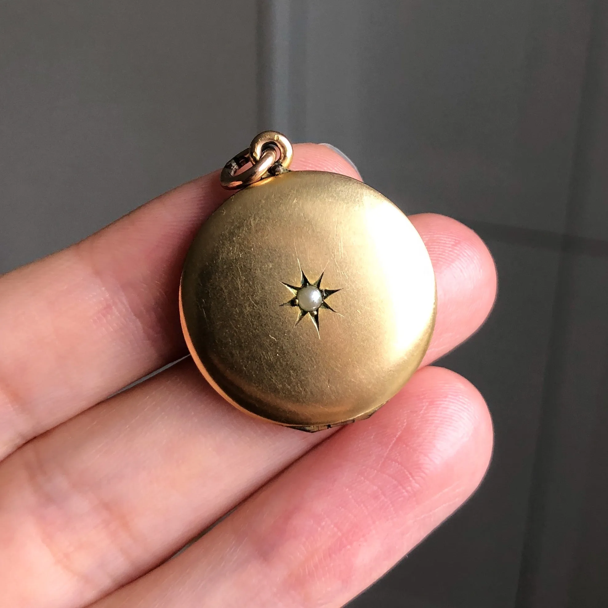 Antique Gold Plated Round Locket Pendant