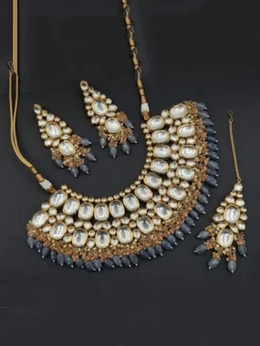 Big Kundan Broad Necklace Set