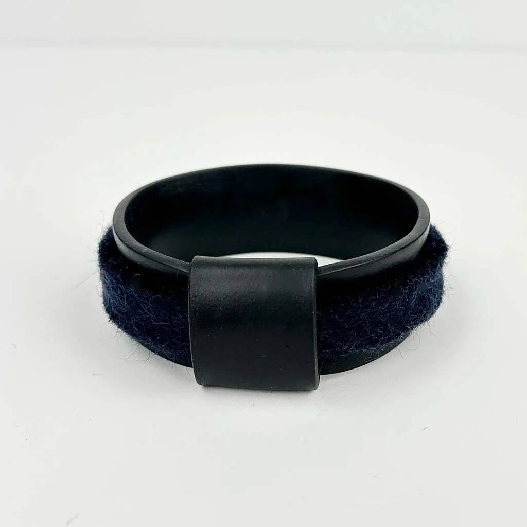 single layer rubber and felt bangle