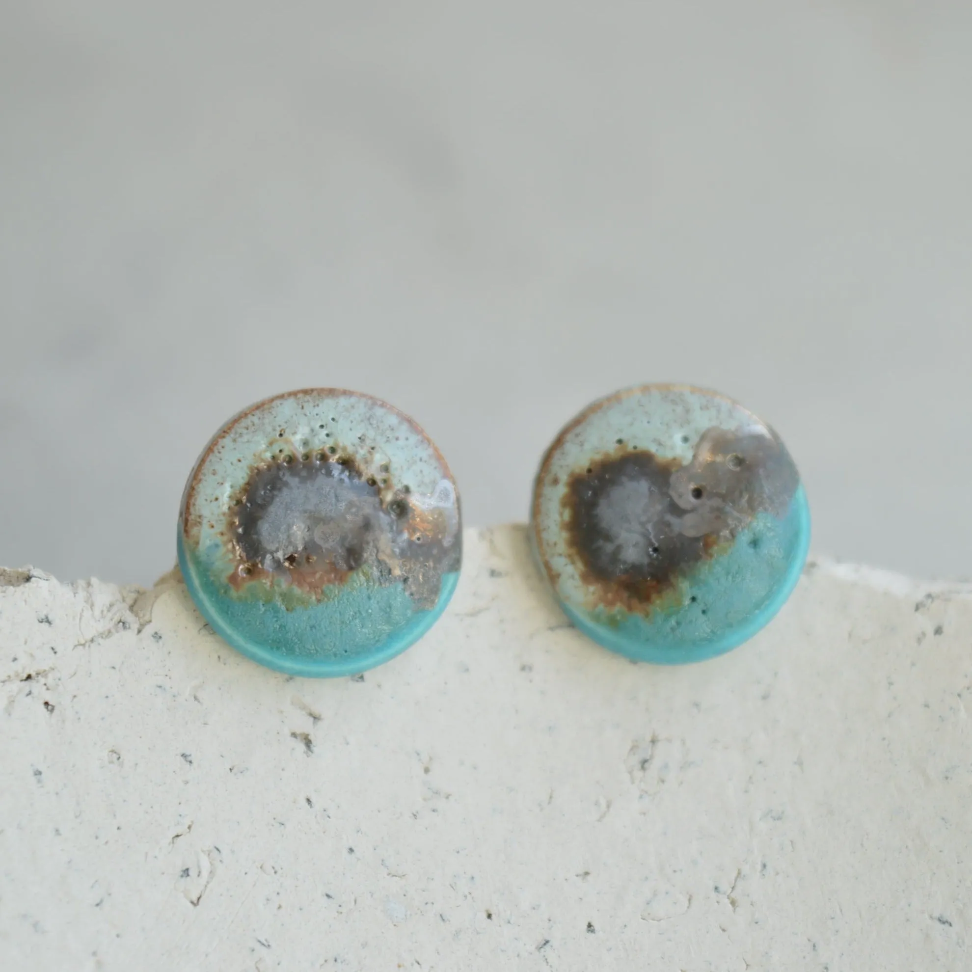 Stud earrings No. 46